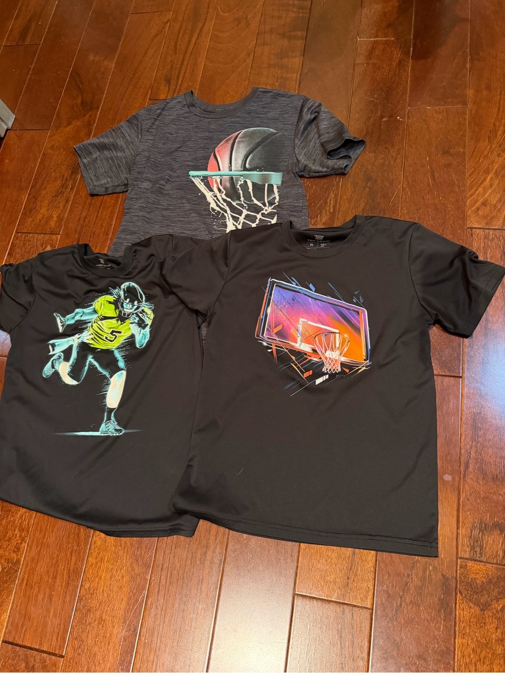 Kids' Tek gear Basketball & football Tee bundle (3) - XL